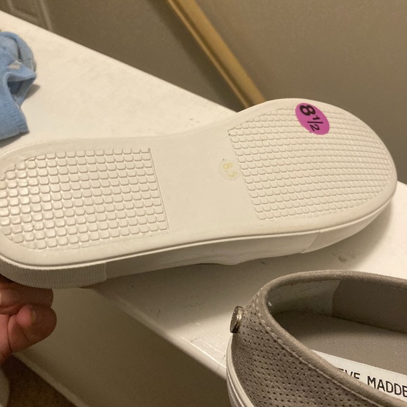 Steve Madden Shoes - Picture 4 of 4